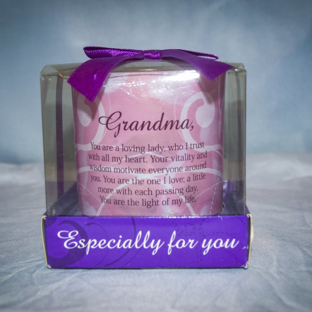 💜 "Especially for You" Purple Scroll Votive Candle - New in Box - Picture 2 of 2